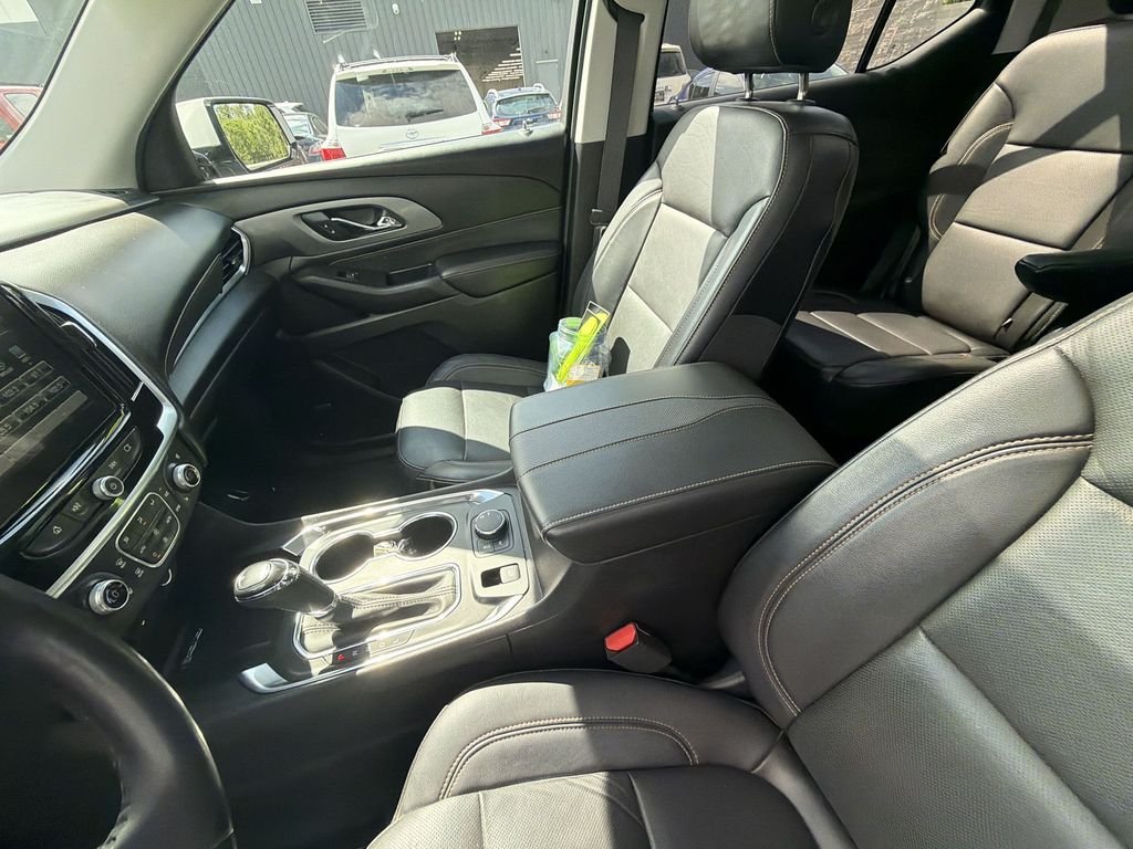 Used 2018 Summit White Chevrolet Premier image 20