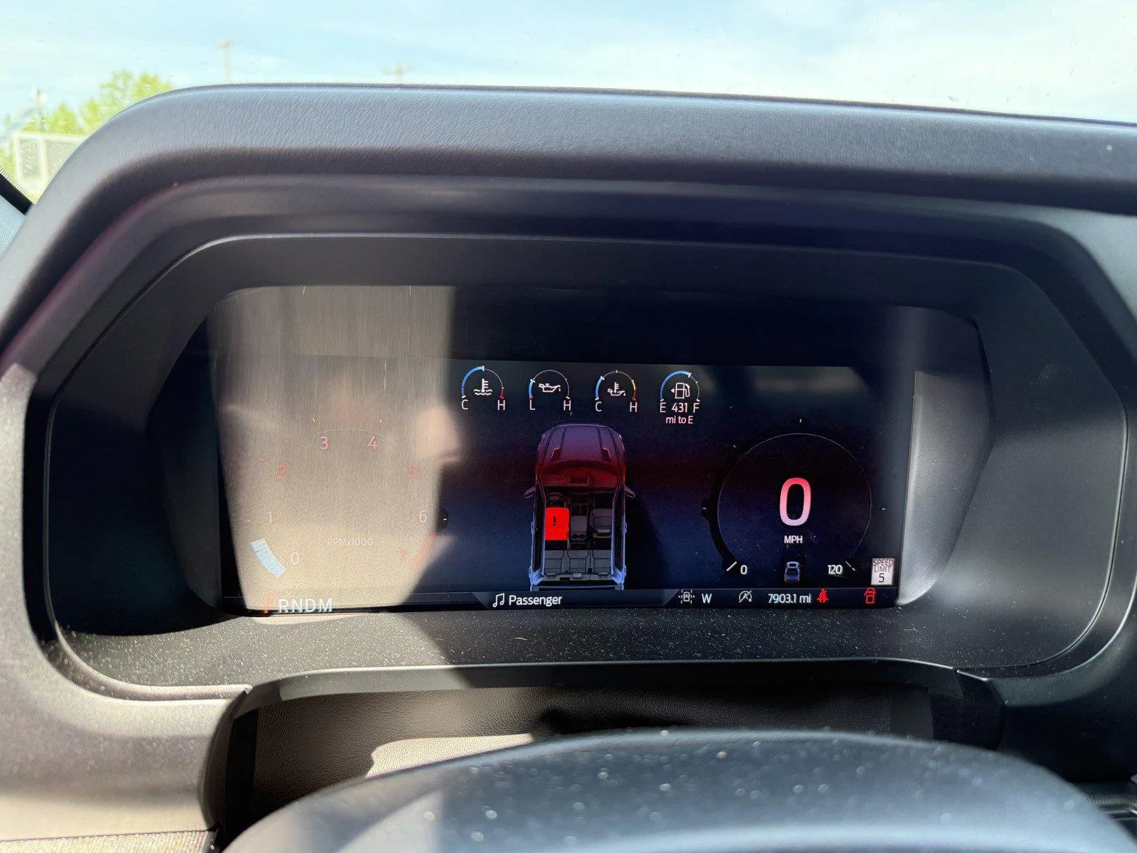 Used 2025 Star White Ford Platinum image 17