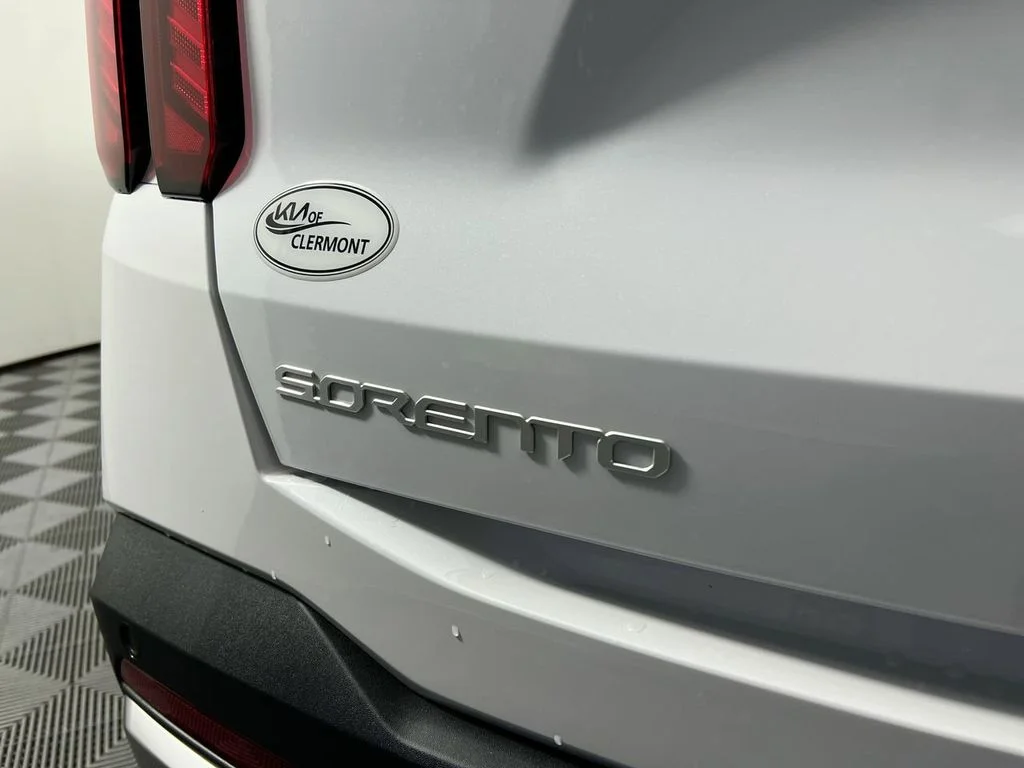 2026 Kia Sorento EX - Photo 5