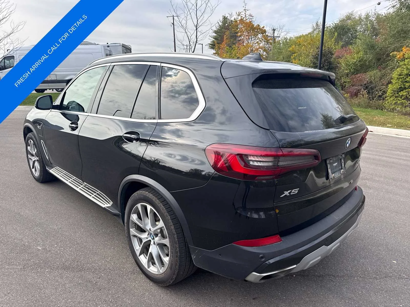 Used 2022 Black BMW xDrive45e image 14