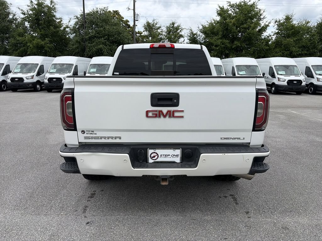 Used 2017 White GMC Denali image 6