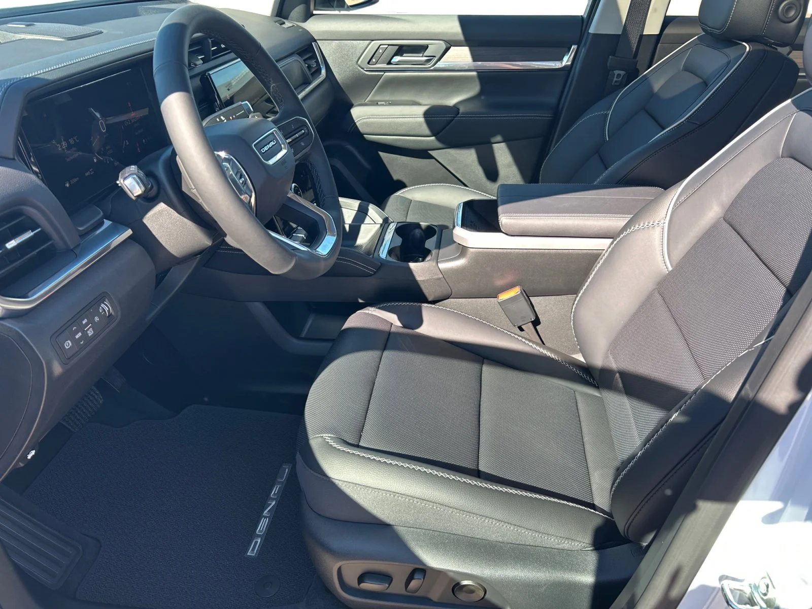 New 2027 Glacier White Tricoat GMC AWD Denali image 14