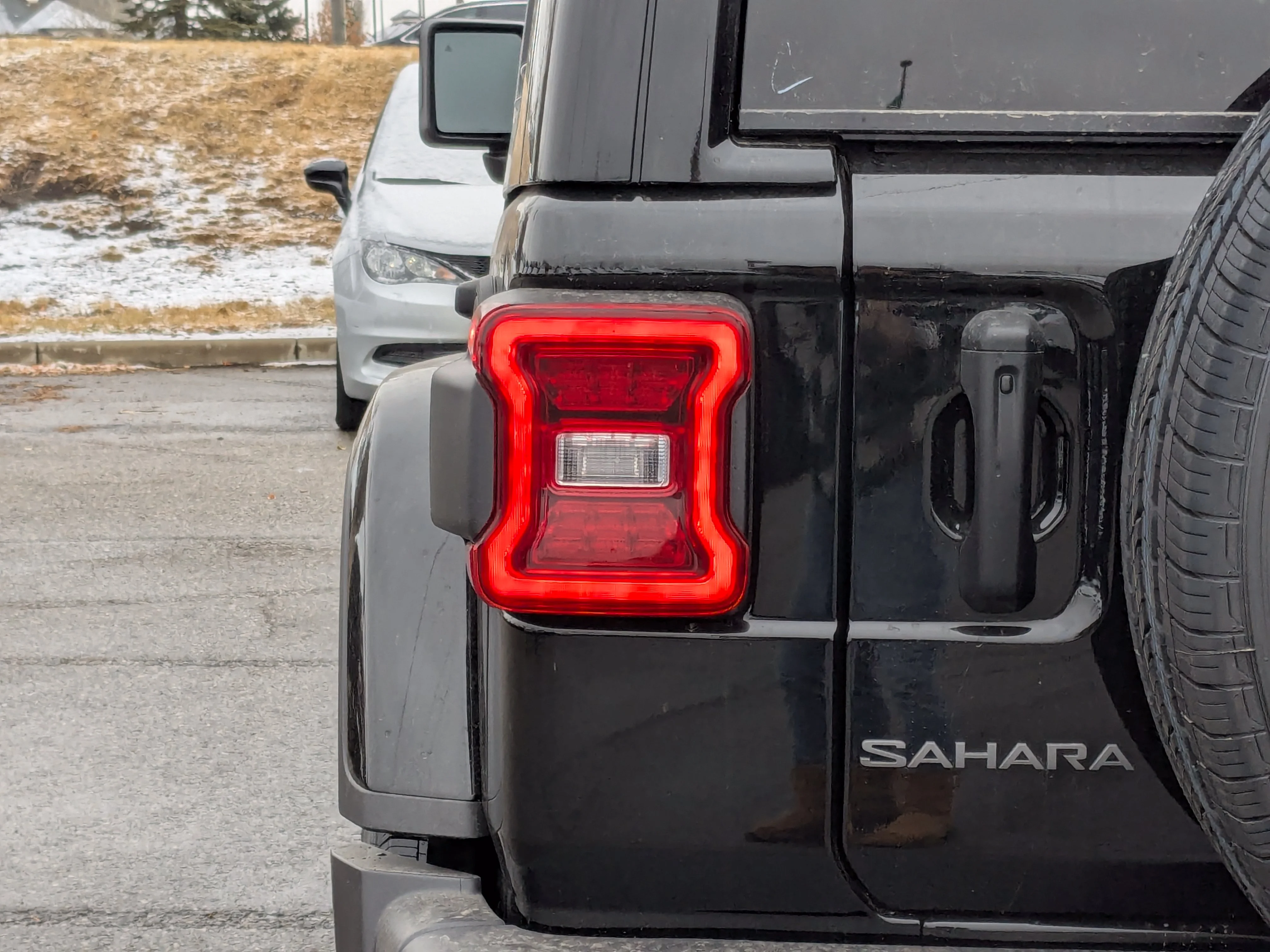 New 2026 Black Jeep Sahara - - Body-Color Top - Safety Group - 3.6L Pentastar V6 - Remote Start & tons more! image 11