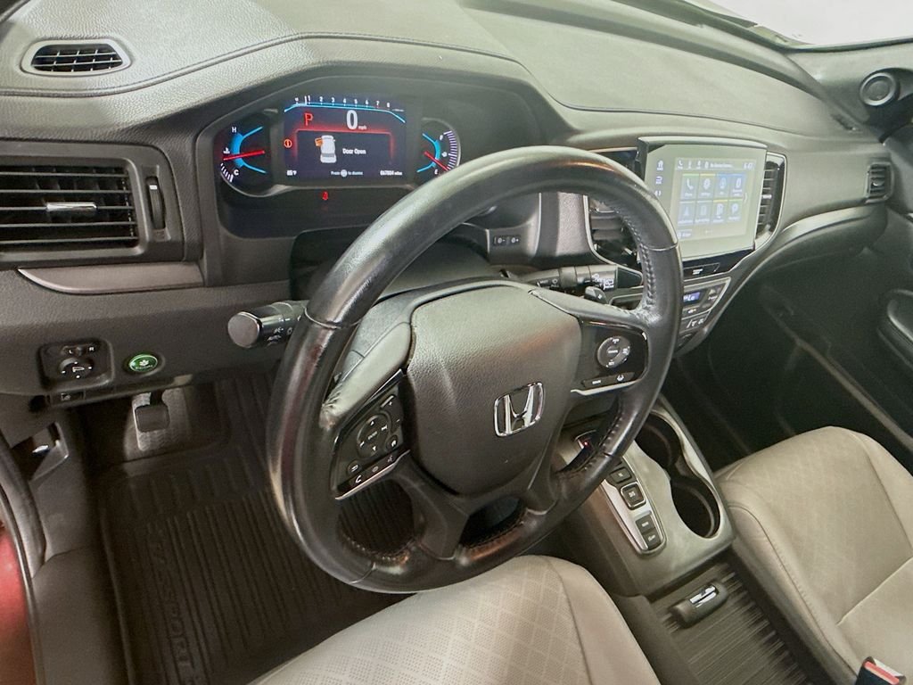 Used 2021 Deep Scarlet Pearl Honda EX-L image 10