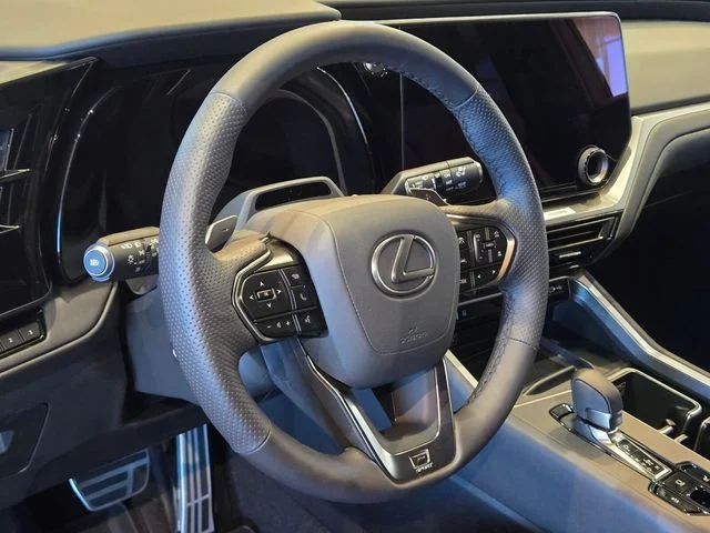 2026 Lexus TX 500h F-Sport Premium - Photo 11