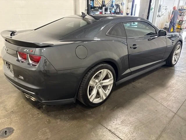 Used 2012 Ashen Gray Metallic Chevrolet ZL1 image 4