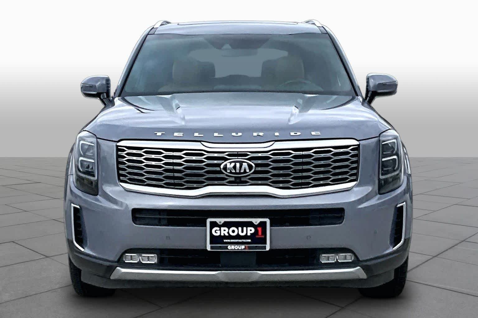 Used 2021 Everlasting Silver Kia SX image 4