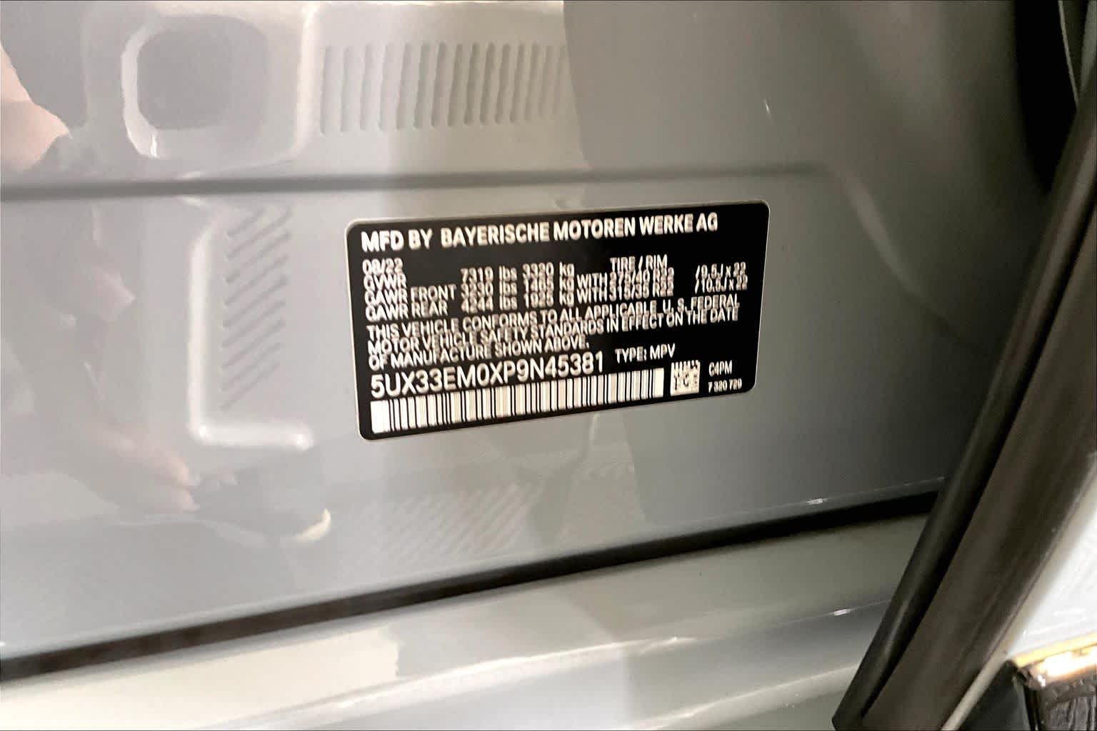 Used 2023 Brooklyn Grey Metallic BMW M60i image 34