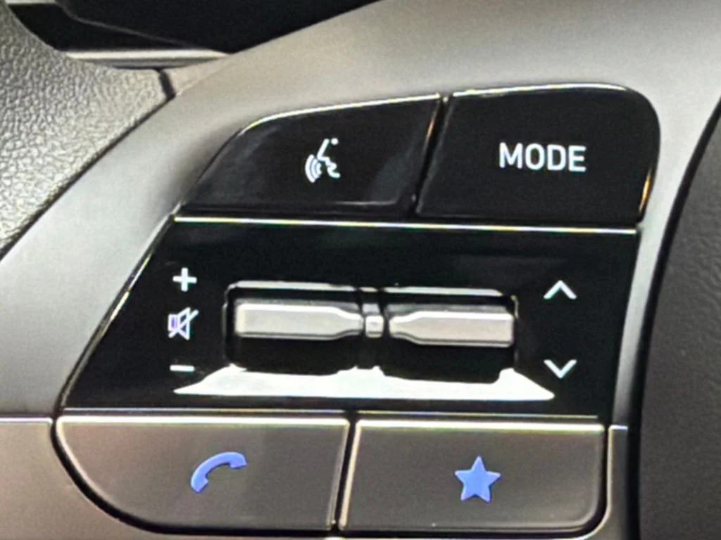 New 2026 Amazon Gray Hyundai SE image 20