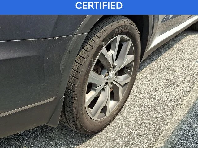 Certified Used 2022 Gray Hyundai SEL image 10