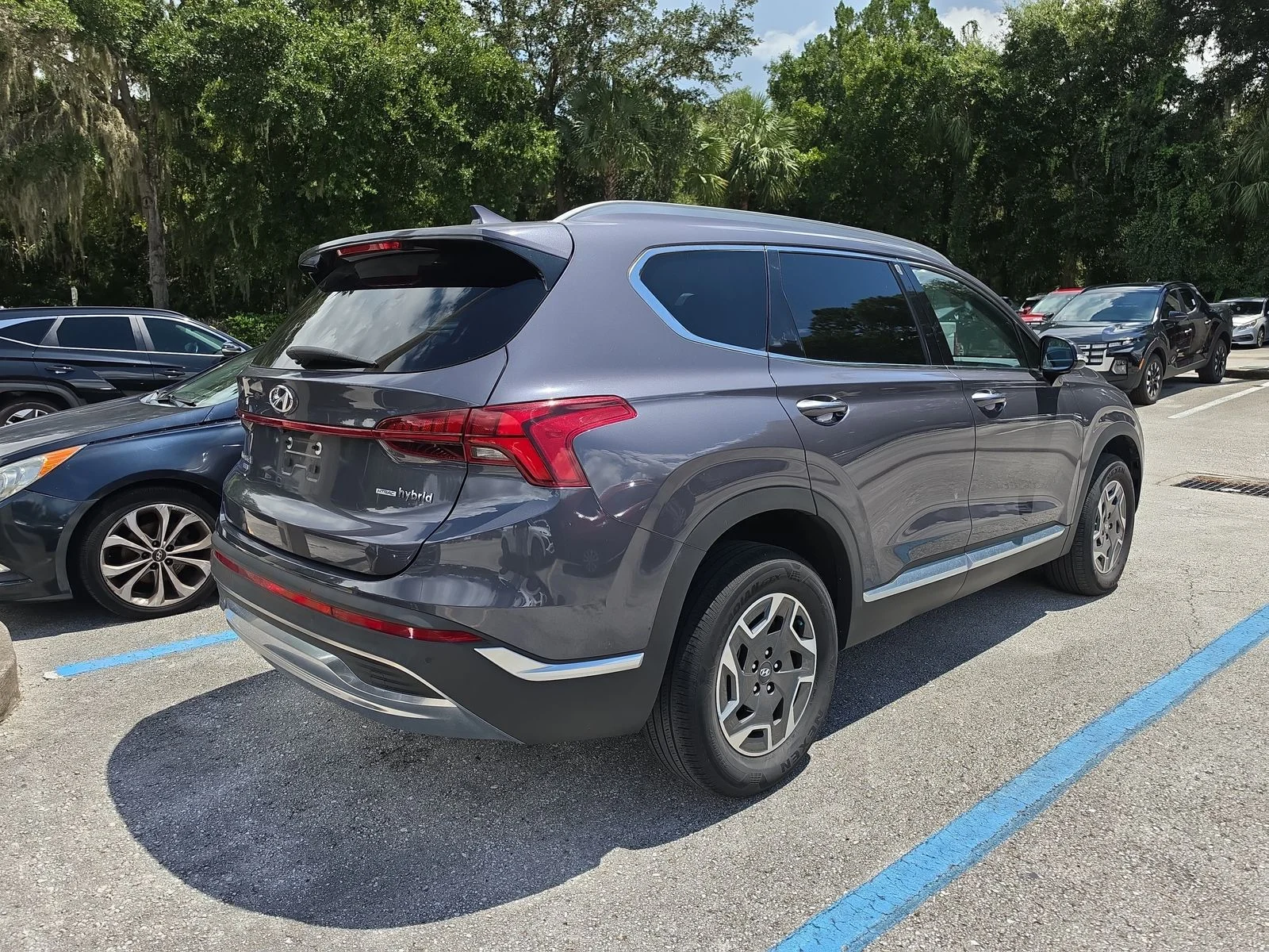 Used 2022 Blue Hyundai Blue image 3