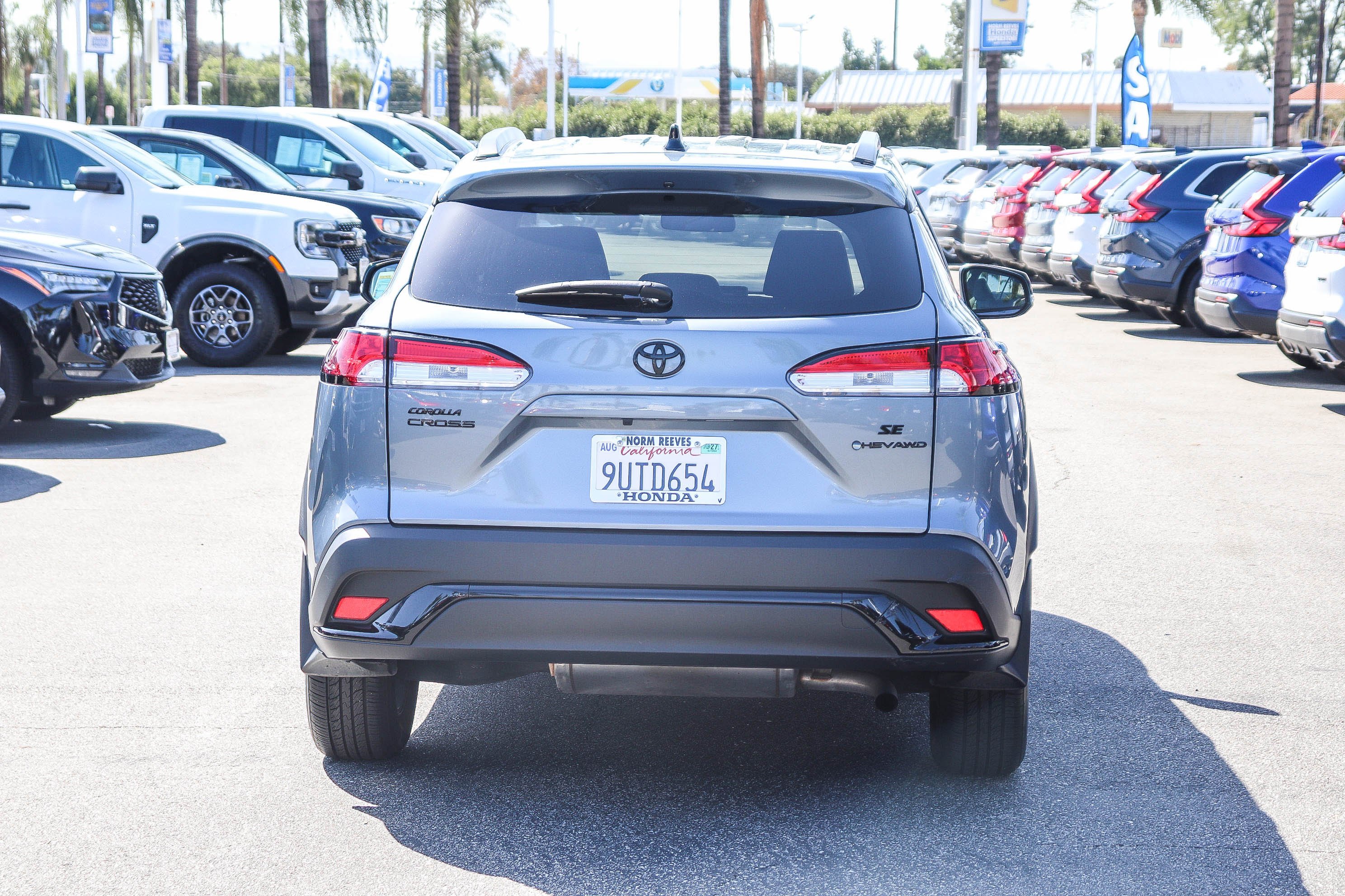 Used 2025  Toyota  image 12