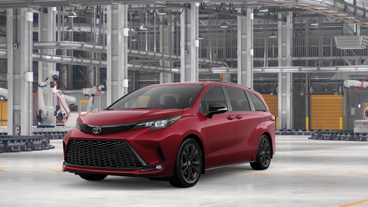2026 Toyota Sienna XSE 7-Passenger Hybrid FWD's photo