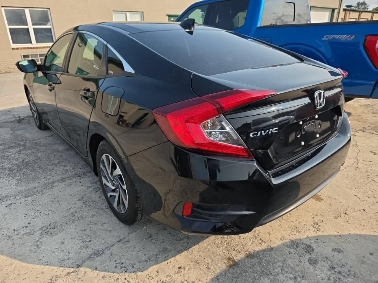 Used 2018 Crystal Black Pearl Honda EX image 6