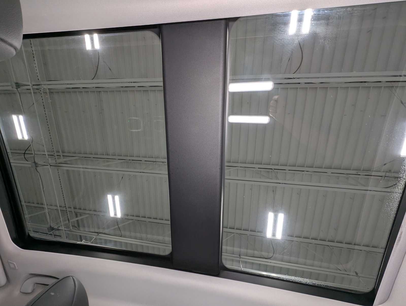 Used 2019 Alpine White Clearcoat Jeep Limited image 17
