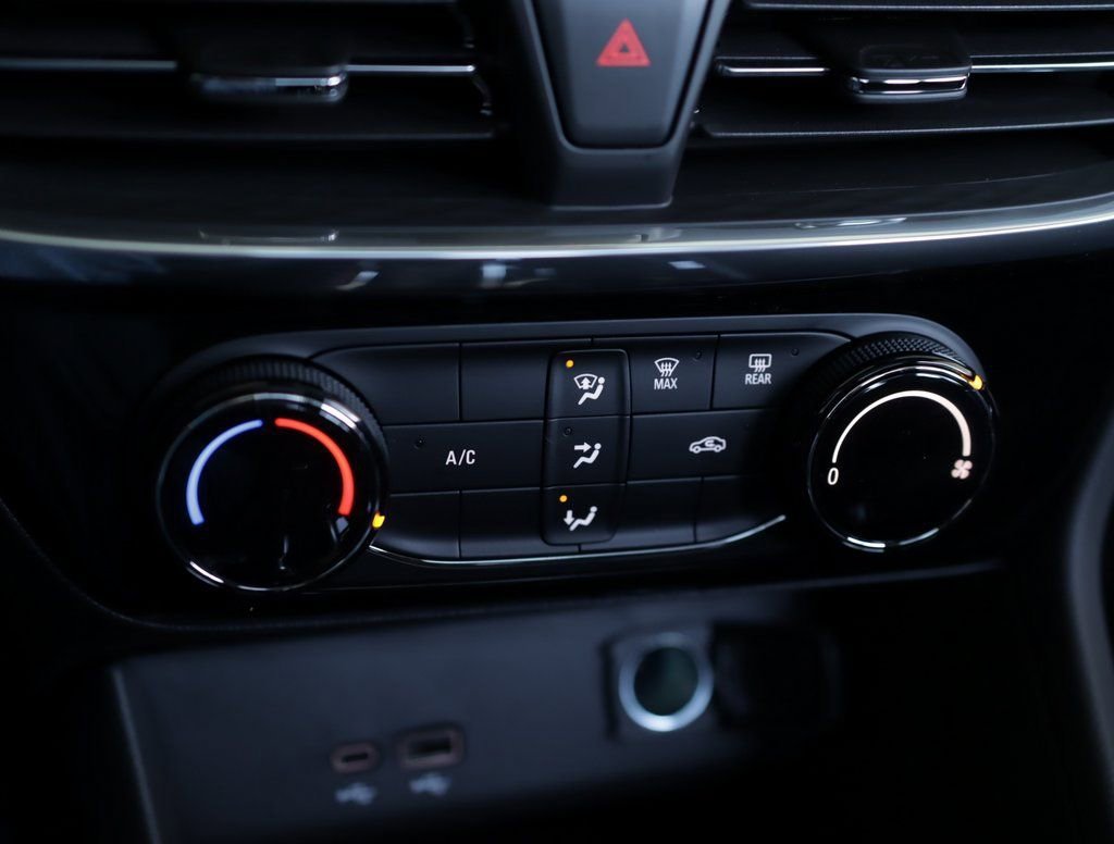 2026 Buick Encore GX Sport Touring - Photo 15