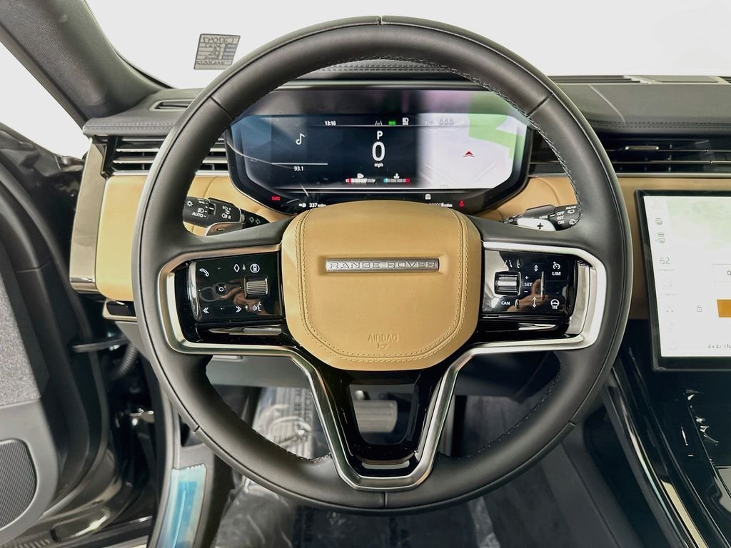 New 2027 Santorini Black LAND ROVER  image 12