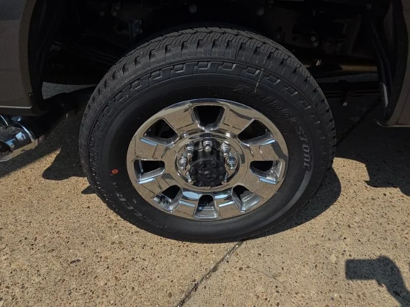 New 2026 Gray Ford Lariat image 9