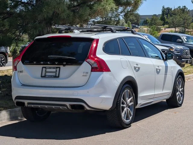 Used 2016 Crystal White Pearl Volvo T5 image 3