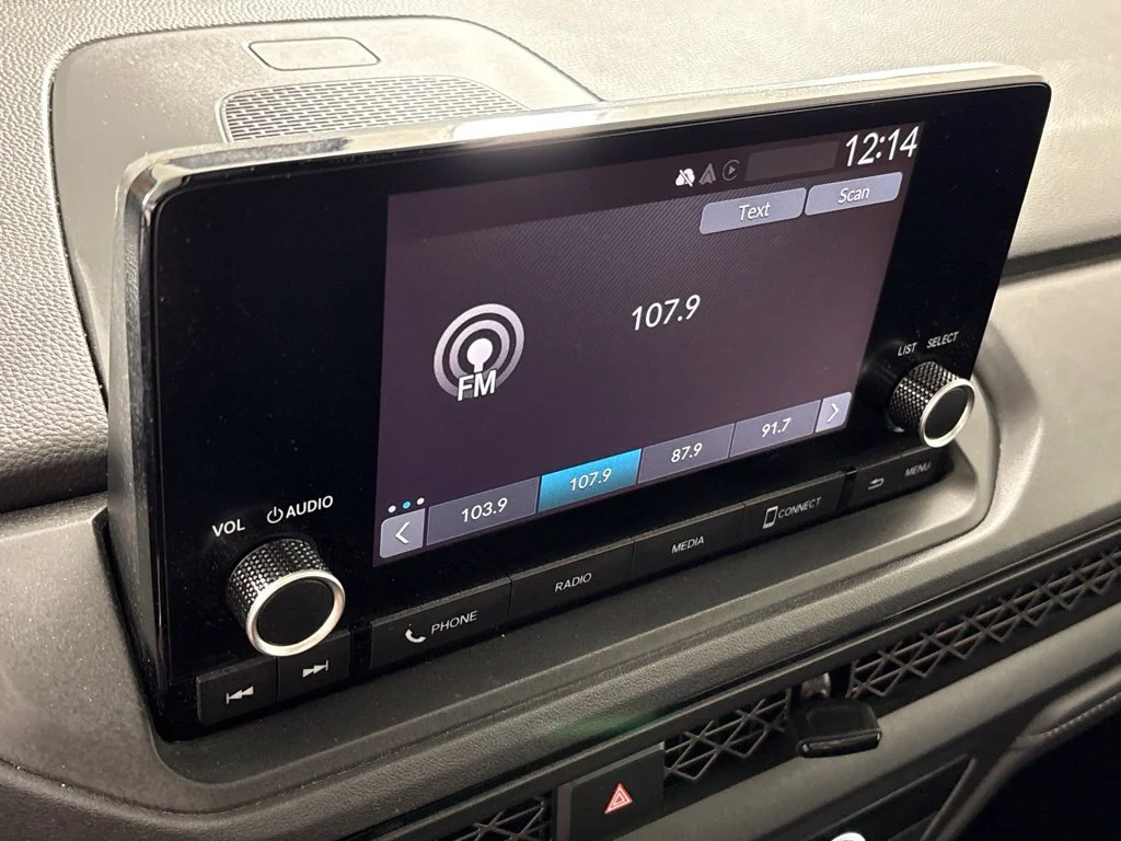 Used 2024 White Honda LX image 38