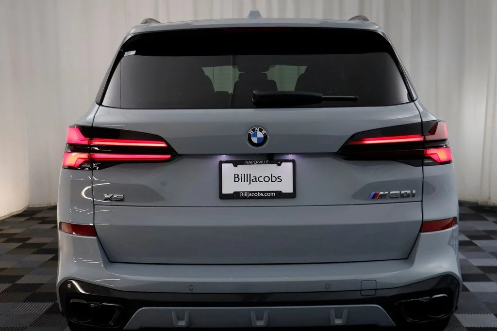 New 2026 Gray BMW M60i image 17