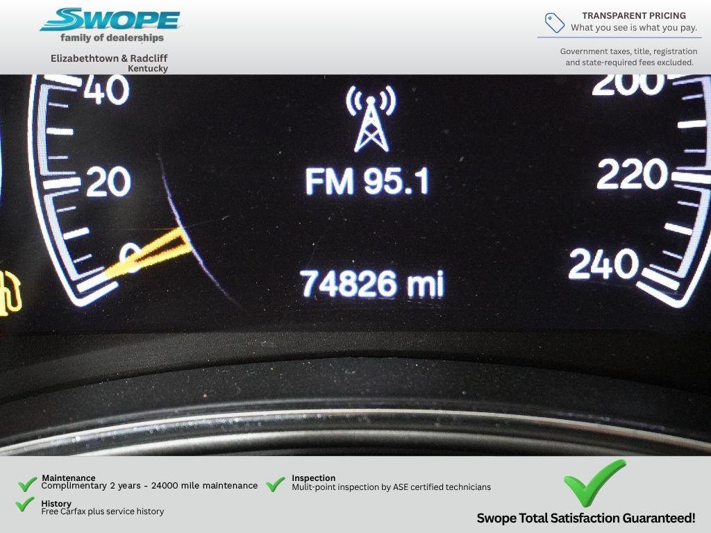 Used 2019 Diamond Black Crystal Pearlcoat Jeep Altitude image 18