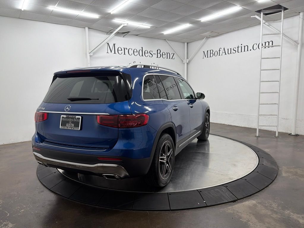 New 2026 Starling Blue Metallic Mercedes-Benz GLB 250 image 7