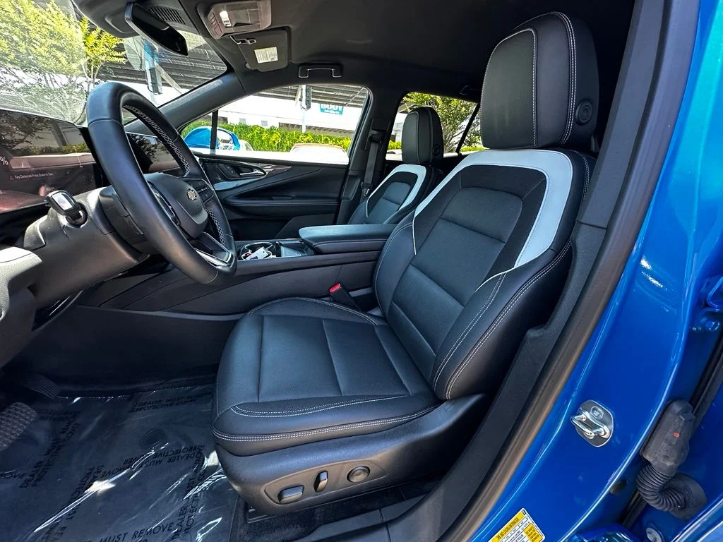 Used 2024 Blue Chevrolet LT image 22