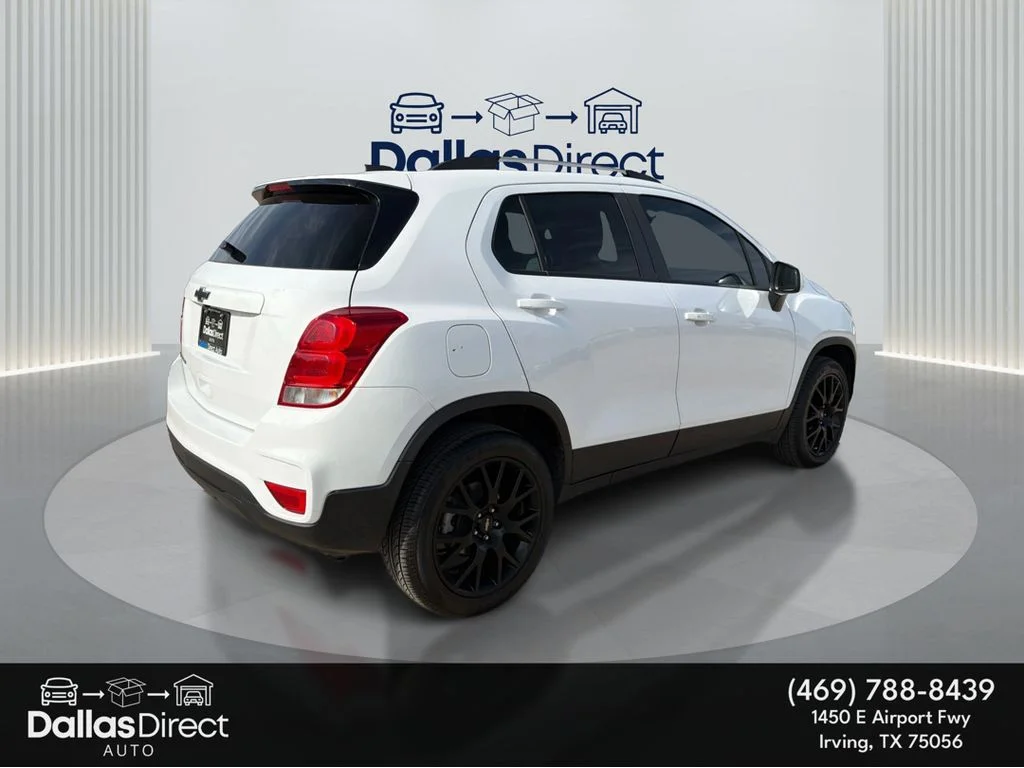 Used 2022 Summit White Chevrolet LT image 6