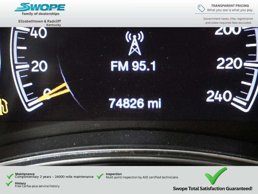 Used 2019 Diamond Black Crystal Pearlcoat Jeep Altitude image 18