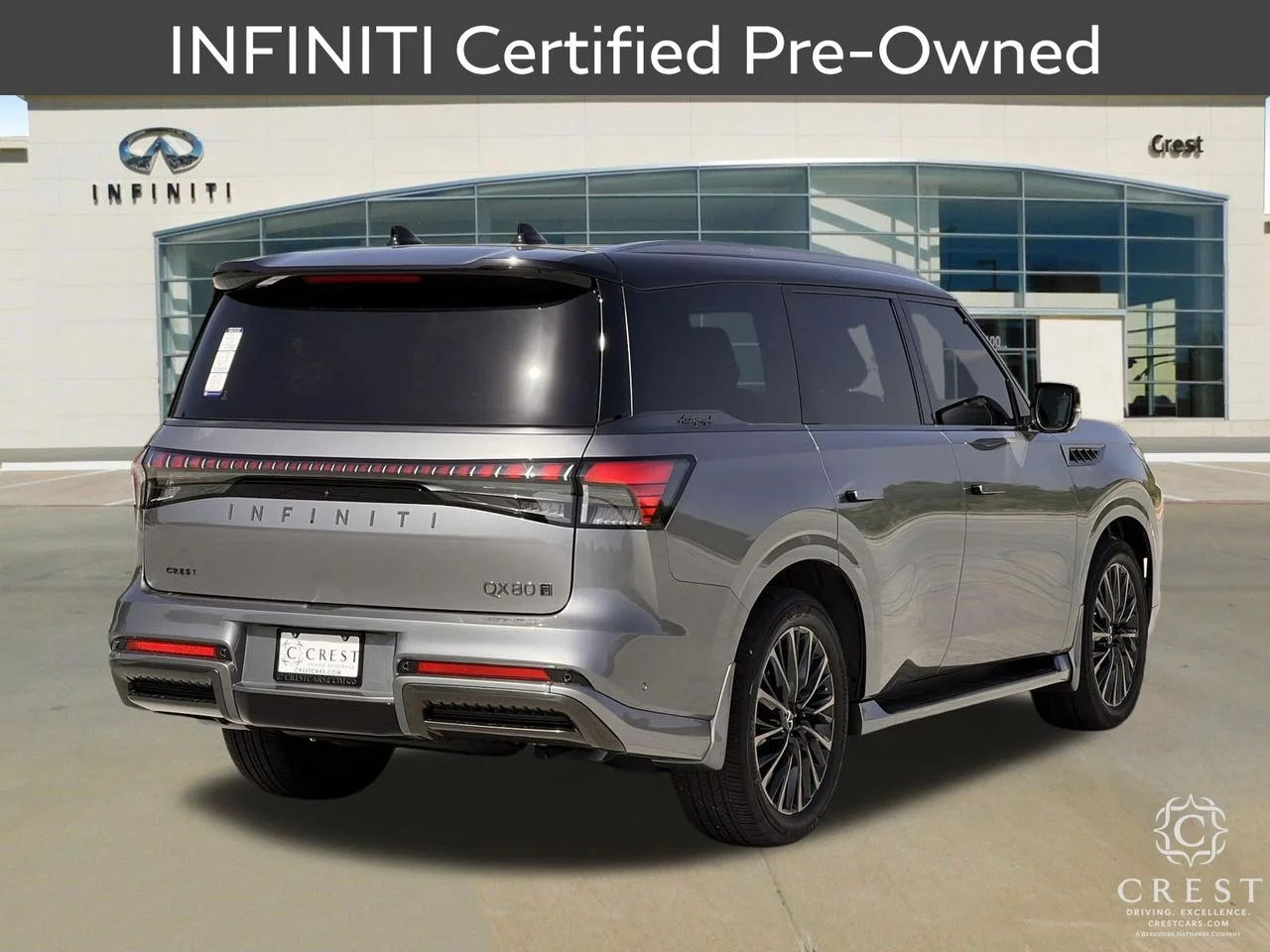 Certified Used 2026 Dynamic Metal Black Obsidian INFINITI AUTOGRAPH image 3