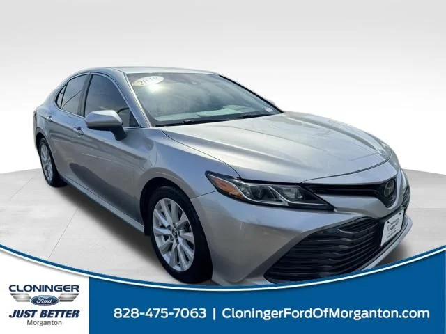 Used 2018 Silver Toyota LE image 1
