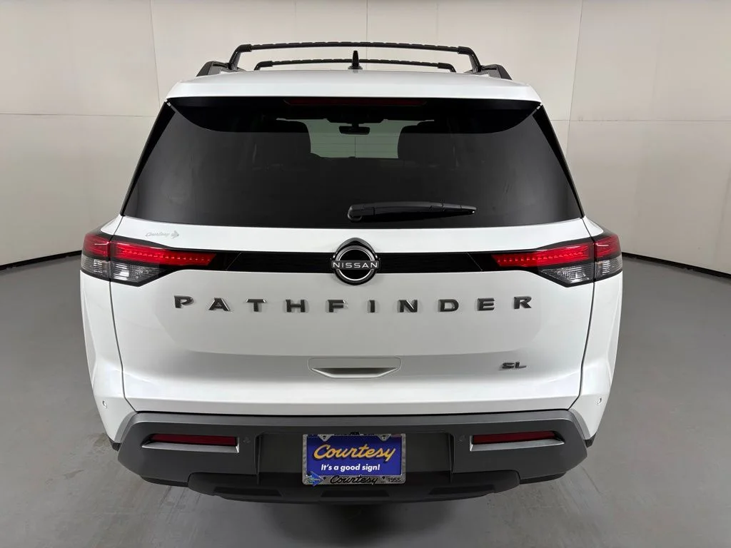New 2026 Everest White Pearl TriCoat Nissan SL image 7