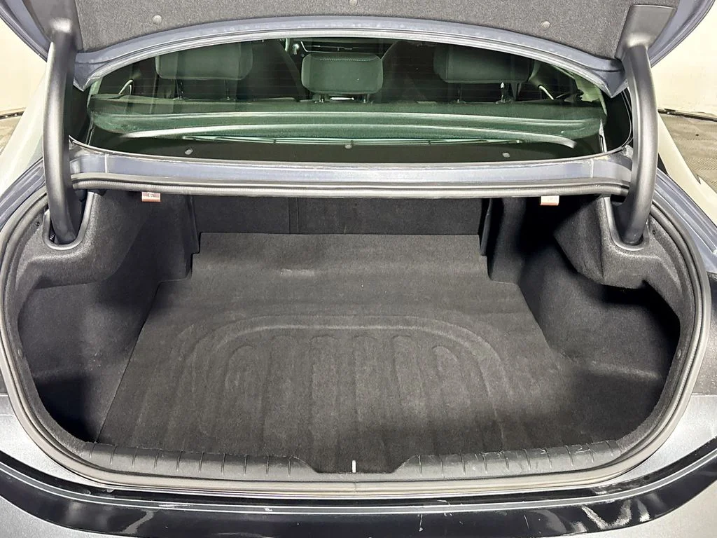 Used 2024 Gray Hyundai SEL image 20