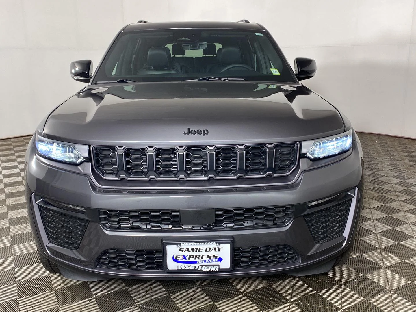 Used 2026 Baltic Gray Metallic Clearcoat Jeep Limited image 7