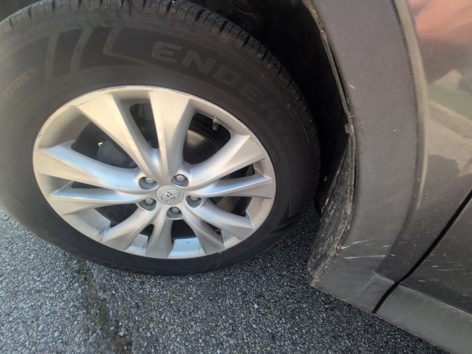 Used 2013 Magnetic Gray Pearl Toyota Limited image 27