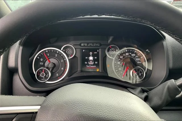 2026 RAM 2500 Big Horn - Photo 16