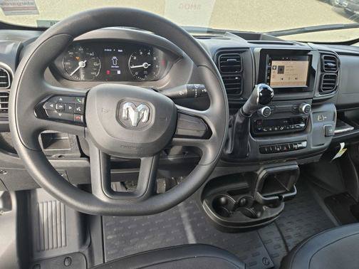 Used 2025 White Ram Base image 15