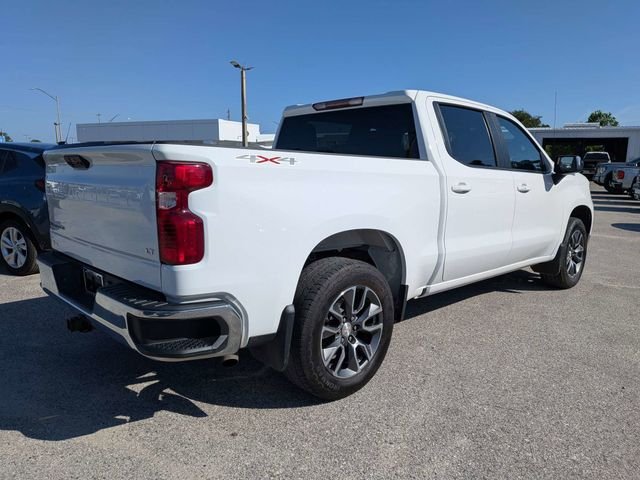 Used 2022 White Chevrolet LT image 3