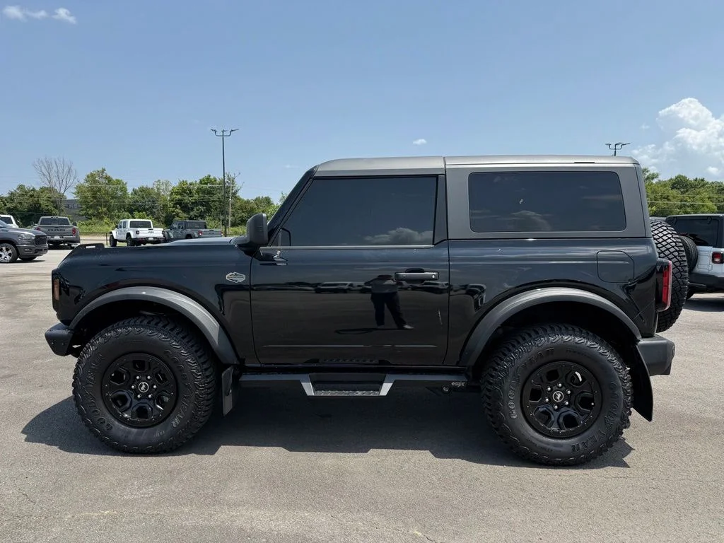 Used 2024 Black Ford Wildtrak image 4
