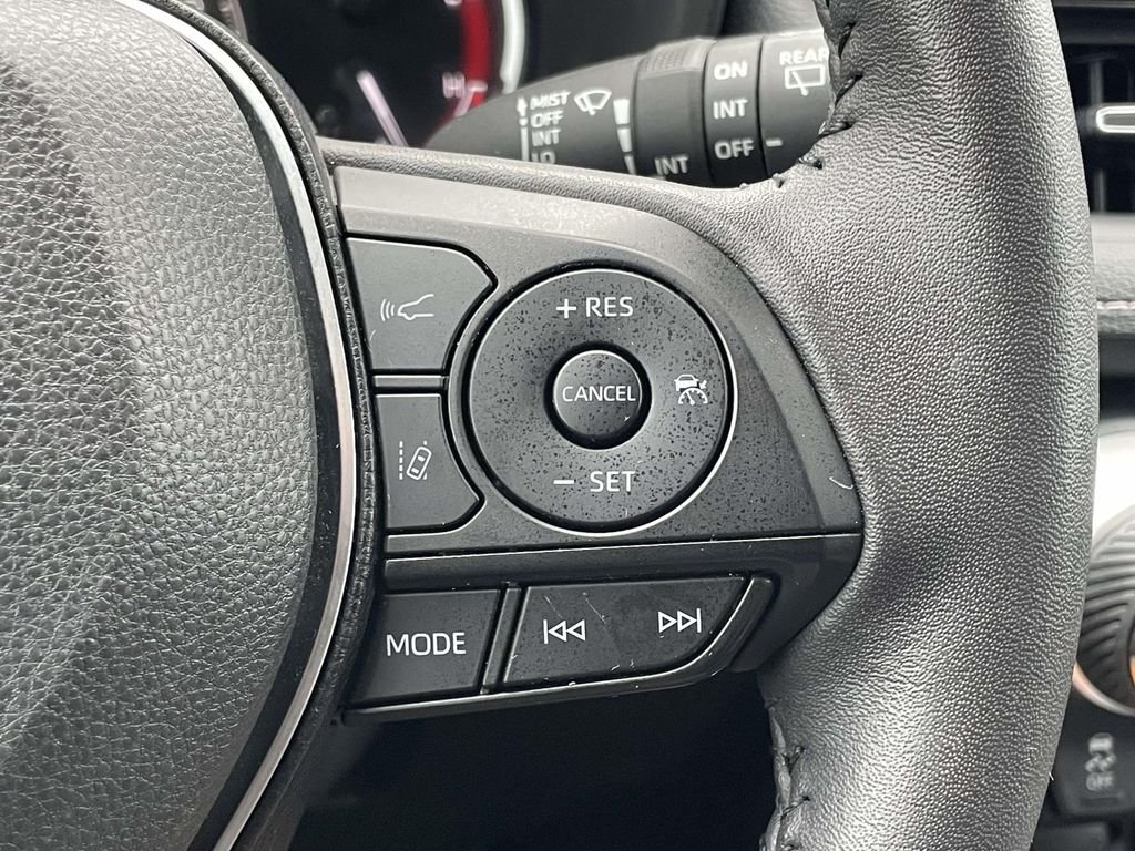 2025 Toyota RAV4 XLE Premium - Photo 11