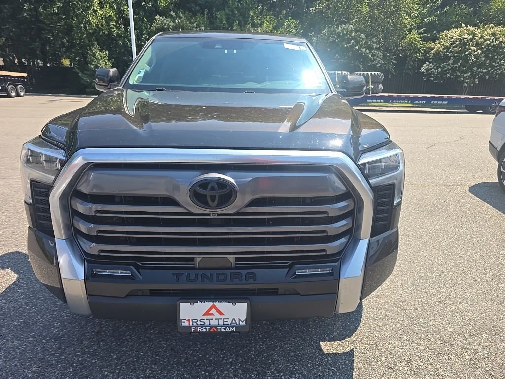 Used 2024  Toyota Limited image 2