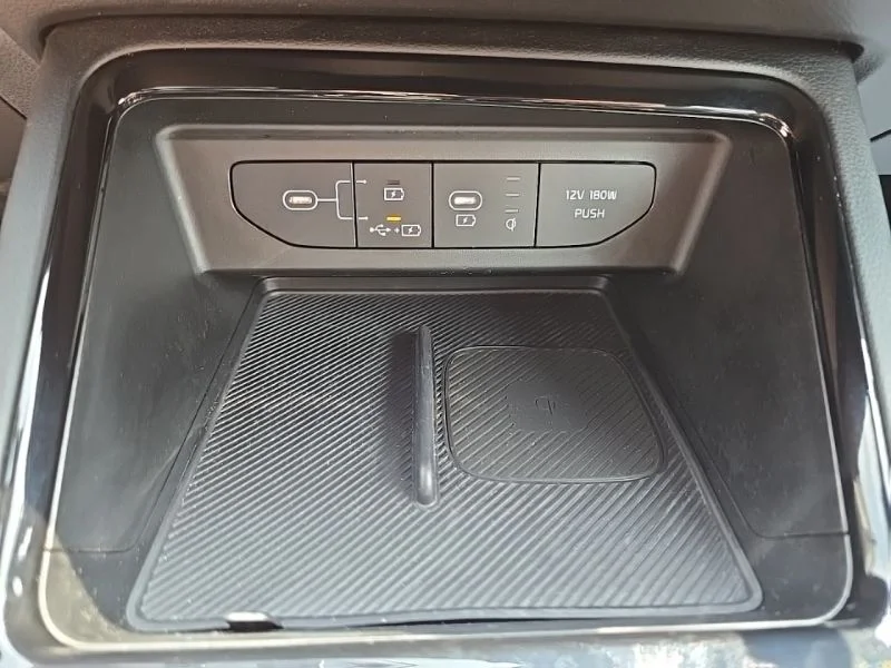 Used 2025 Red Kia GT-Line image 18