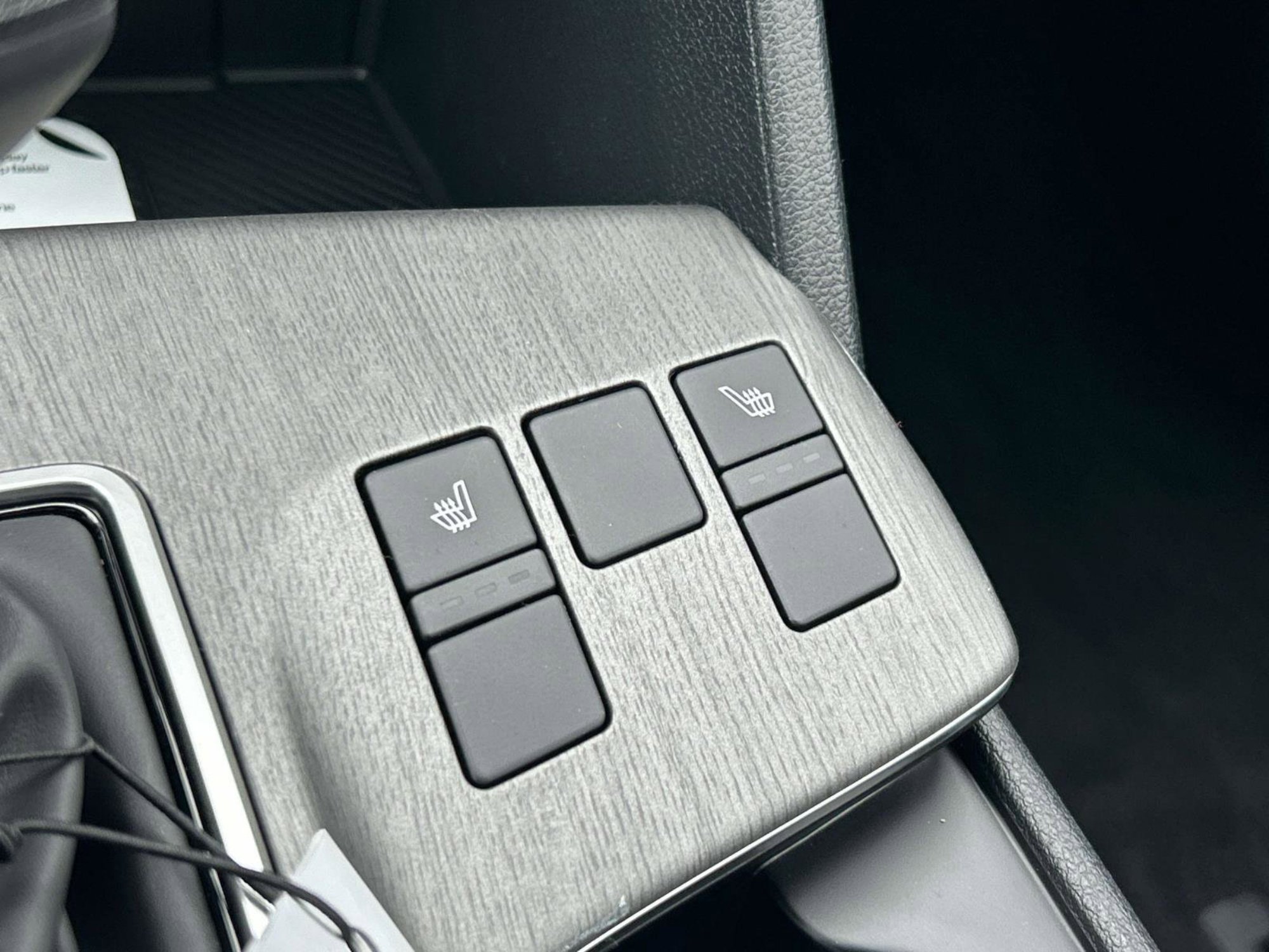 New 2026 Wolf Gray Kia X-Line image 35