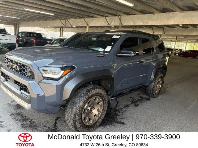 Used 2025  Toyota Trailhunter image 1