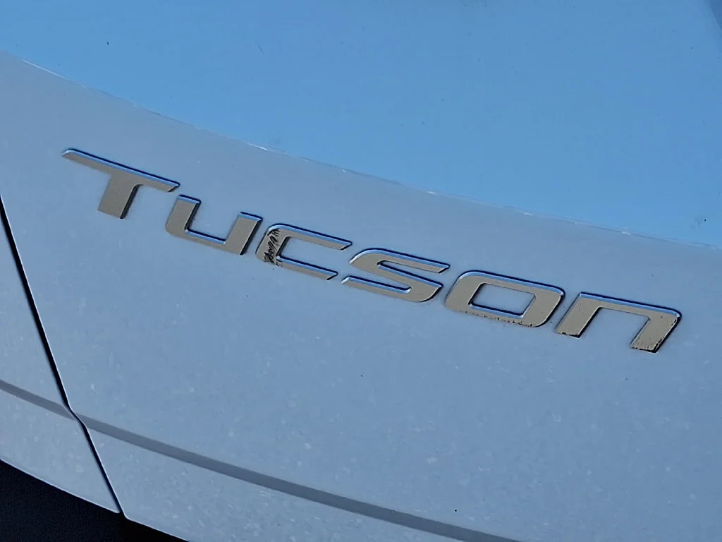 Used 2025 White Pearl Hyundai SEL Convenience image 32
