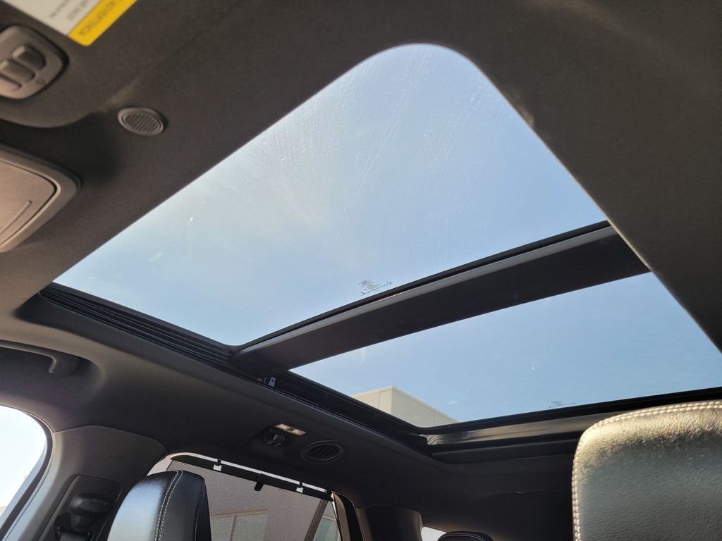 2023 Ford Explorer ST - Photo 15