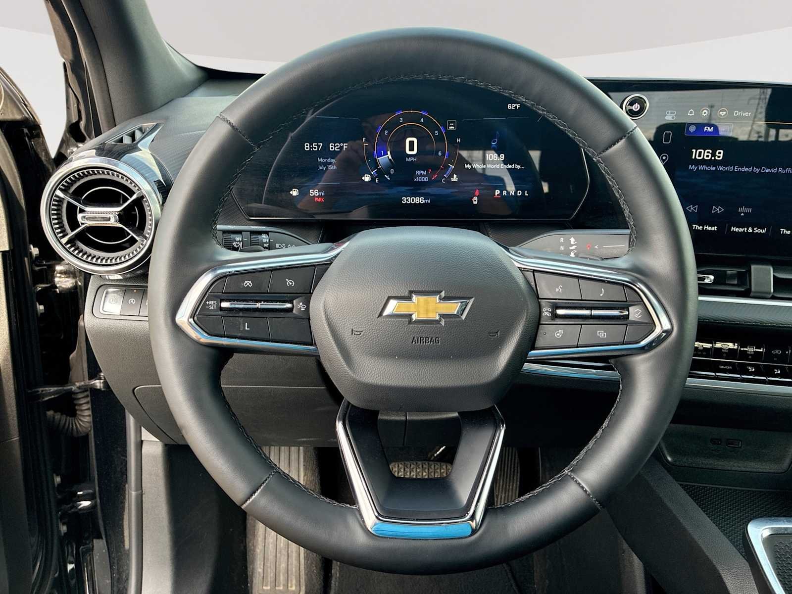 2025 Chevrolet Equinox LT - Photo 10