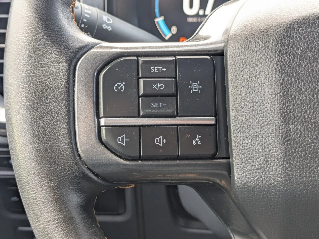 Used 2023  Ford Tremor image 23