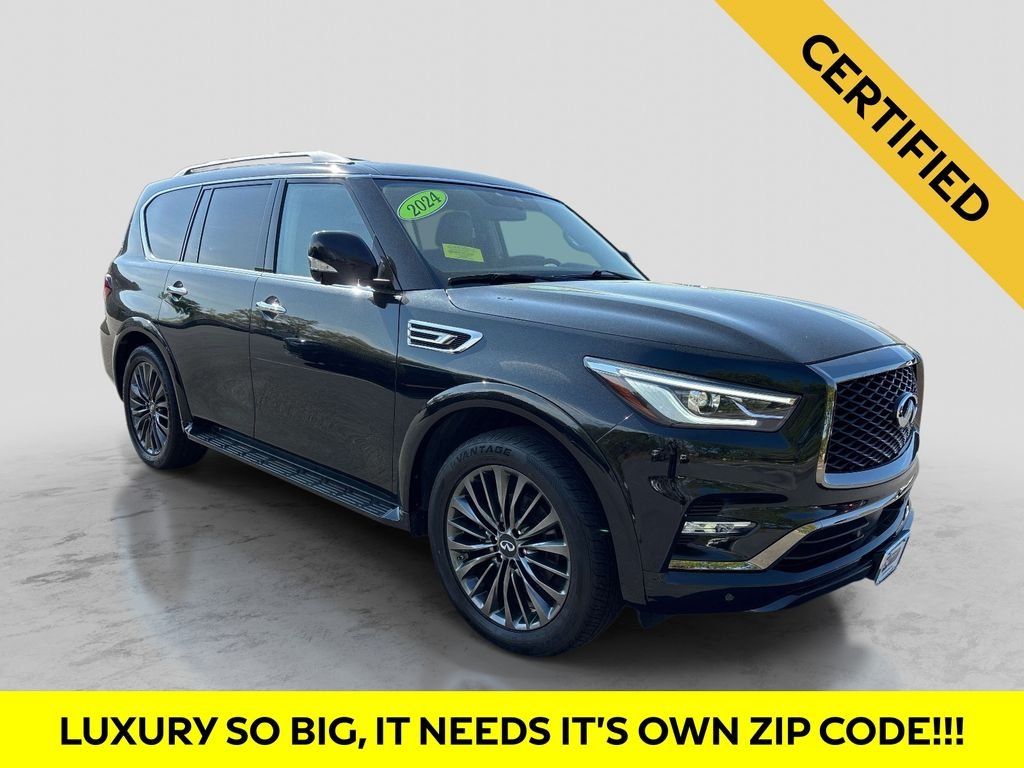 Certified Used 2024 Black INFINITI Premium Select image 6